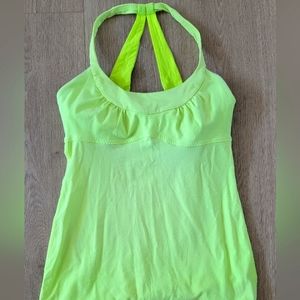 Womens lululemon sports tank, size 6. Bright Lemoncello color